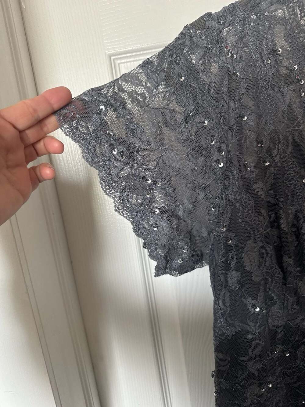 Marina Women's Gray Sequin Lace V-Neck Tiered Sheath Cocktail Dress 18W - Picture 2 of 11